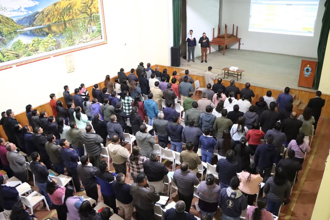 La UGEL Huari realizó con éxito en los ambientes del Salón Parroquial, la asistencia técnica sobre «Mi Mantenimiento 2025» y SIAGIE, contando con la valiosa participación de todos los directores de las Instituciones Educativas (IIEE) de todos los niveles. La UGEL Huari realizó con éxito en los ambientes del Salón Parroquial, la asistencia técnica sobre «Mi Mantenimiento 2025» y SIAGIE, contando con la valiosa participación de todos los directores de las Instituciones Educativas (IIEE) de todos los niveles.
